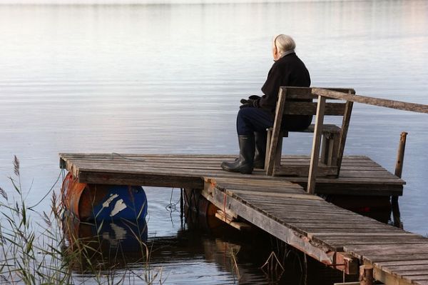 Hexagonal Water for Aging